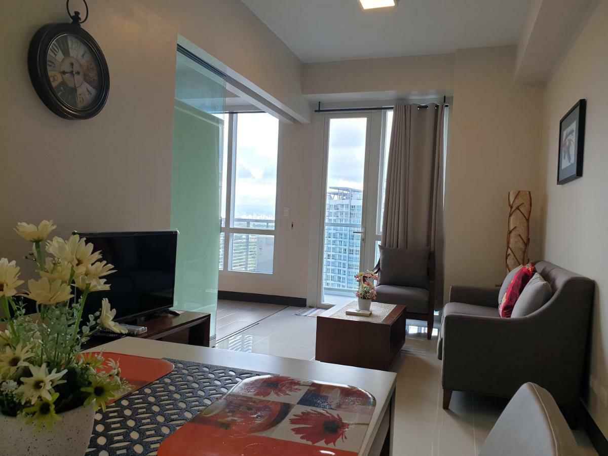 One Pacific Residence Condominium Tower C-16N Lapu-Lapu City Buitenkant foto